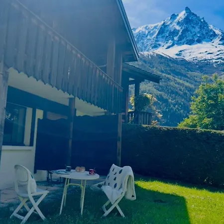 Cozy With Garden Parking And Mont-blanc View Apartment Chamonix